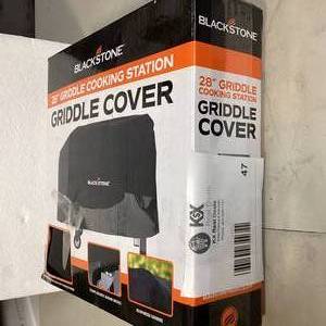 Blackstone 28 in. Black Griddle Station Cover  Customer Returns See Pictures