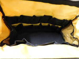lot 13 image: New 16 Tool Bag