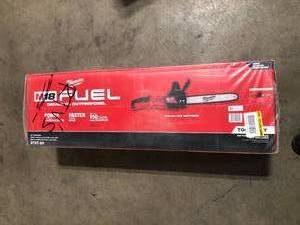 Milwaukee M18 FUEL 16 in. 18-Volt Lithium-Ion Brushless Battery Chainsaw (Tool-Only)  Customer Returns See Pictures