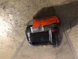 Milwaukee M18 18-Volt 5.0 Ah Lithium-Ion XC Extended Capacity Battery Pack  Customer Returns See Pictures