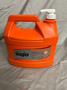 2 Bottles of GoJo Natural orange Pumice Hand Cleaner