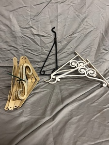 Assorted Lot of Cobles and Hangers