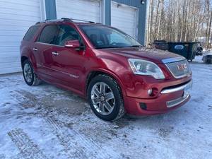 2012 GMC Acadia Denali with 208,000 miles