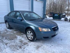 2006 Hyundai Sonata GL with 152,000 miles- No Reserve Price