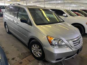 lot 8 image: 2010 Honda Odyssey EX-L