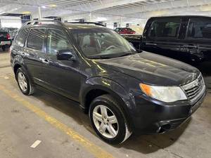 lot 15 image: 2009 Subaru Forrester Limited AWD