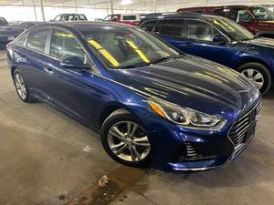 lot 20 image: 2018 Hyundai Sonata SEL