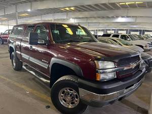 lot 21 image: 2003 Chevrolet Silverado 2500HD LT 6.0L