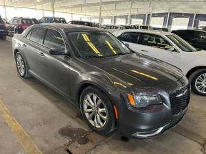 lot 23 image: 2015 Chrysler 300 Limited AWD