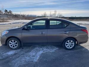 2012 Nissan Versa - 2 OWNERS