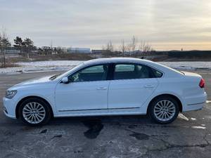 2017 Volkswagen Passat 1.8T SE