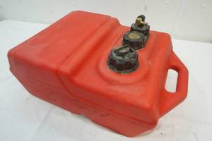 lot 24 image: Boat gas container