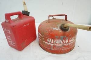 lot 26 image: gas container