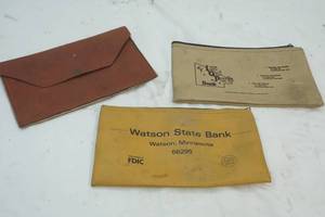 lot 58 image: Vintage bank bags