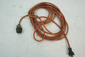 lot 76 image: Extension cord