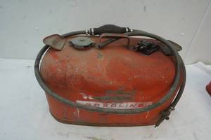 lot 79 image: Gas can for boatpontoon
