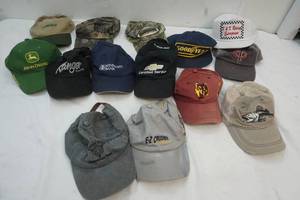 lot 87 image: Mens hat lot