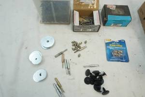 lot 207 image: hardware