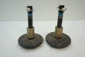 lot 213 image: Snow plow shoe foot assemblies