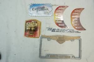 lot 227 image: Harley Davidson emblem