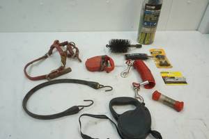 lot 234 image: Cable ties