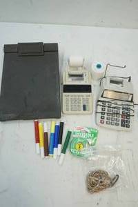 lot 257 image: Office supplies