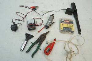 lot 262 image: Float charger