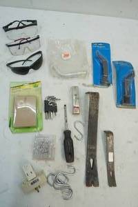 lot 288 image: hardware