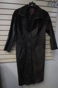 lot 296 image: leather duster