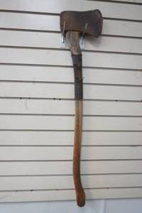 lot 319 image: Axe