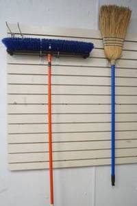 lot 327 image: Garage Broom, Straw broom