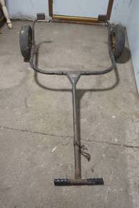 lot 366 image: Snowmobile Dolly