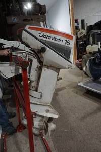 lot 378 image: 15 Johnson Seahorse motor