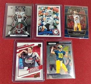 (5) Tom Brady Cards