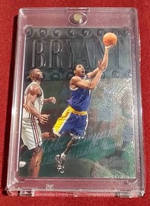 1998-99 Metal Universe Kobe Bryant Card