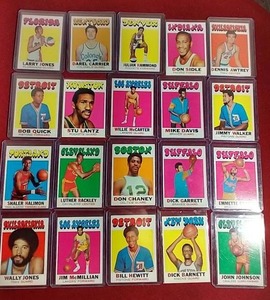 (20) 1971-72 Topps Basketball Cards
