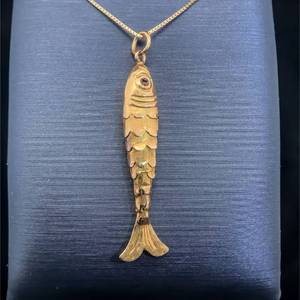lot 61B image: 18k Yellow Gold Moving Fish Pendant, Realistic Fish Scales, Ornate Detail $1,260 Retail