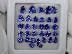 lot 30G image: 17.50 Carats of Natural Tanzanite Gemstones Loose $4,935 Retail VIDEO
