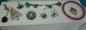 lot 13 image: Unique Pieces of Jewelry in this Lot