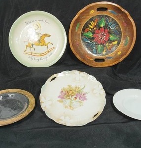 lot 126 image: Collectible Decorative Plate Hand Painted Floral Reticulated Serving Handles 1900s, Mid Century Mexican Folk Art Tole Hand Painted Floral Round Wood Serving Tray, Holly Hobbie Plate Etc...