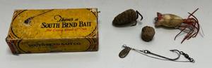 lot 4 image: Vintage South Bend Lure Box & Vintage Lures (MOUSE LURE RARE)