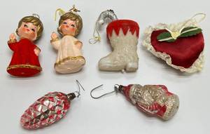 lot 87 image: Vintage Misc. Christmas Ornaments