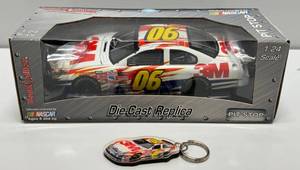lot 101 image: Todd Kluever #6 124 Scale Die-Cast 3M 2006 Ford Fusion (NIB)