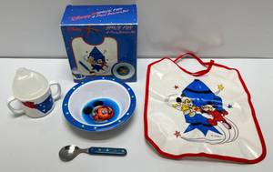 lot 202 image: Disney Space Fun 4 Piece Starter Set For Babies