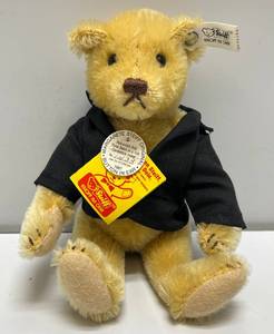 lot 206 image: Vintage 1987 10 Steiff  Bear EIN 013124