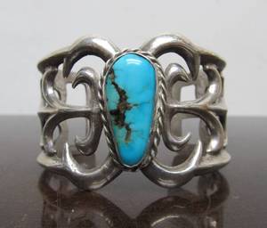lot 3 image: Old Vintage 1930s-40s era Navajo Sterling Silver & Turquoise Cuff Bracelet