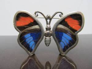 lot 48 image: Genuine Butterfly Wing & Sterling Silver Brooch