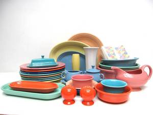 lot 17 image: Excellent LARGE Lot of Fiesta Ware Dishes