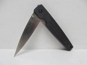 lot 42 image: Like-New BENCHMADE Balisong Folding Knife