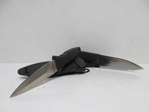lot 52 image: 2 Like-New Small Boot or Neck Knives